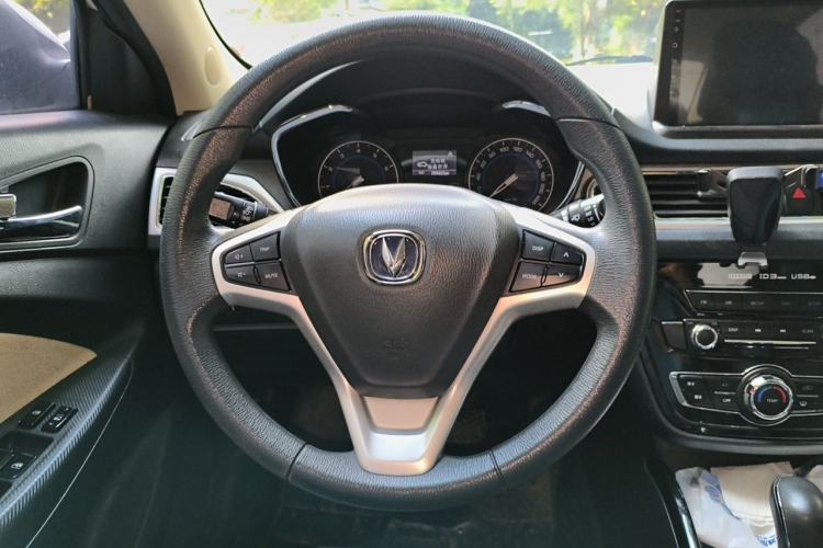 Used CHANGAN Alsvin V7 2015 1.6L Automatic Enjoyment Model China IV Standard Steering Wheel
