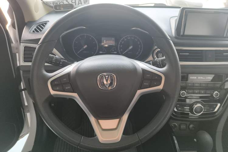 Used CHANGAN Alsvin V7 2015 1.6L Automatic Enjoyment Model China V Standard Steering Wheel