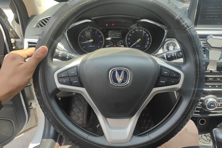 Used CHANGAN Alsvin V7 2015 1.6L Automatic Enjoyment Model China IV Standard Steering Wheel