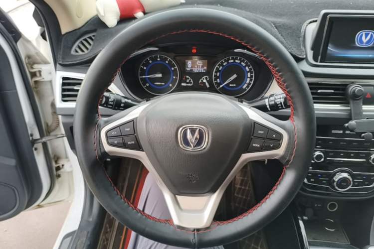 Used CHANGAN Alsvin V7 2015 1.6L Manual Enjoyment Model China V Standard Steering Wheel