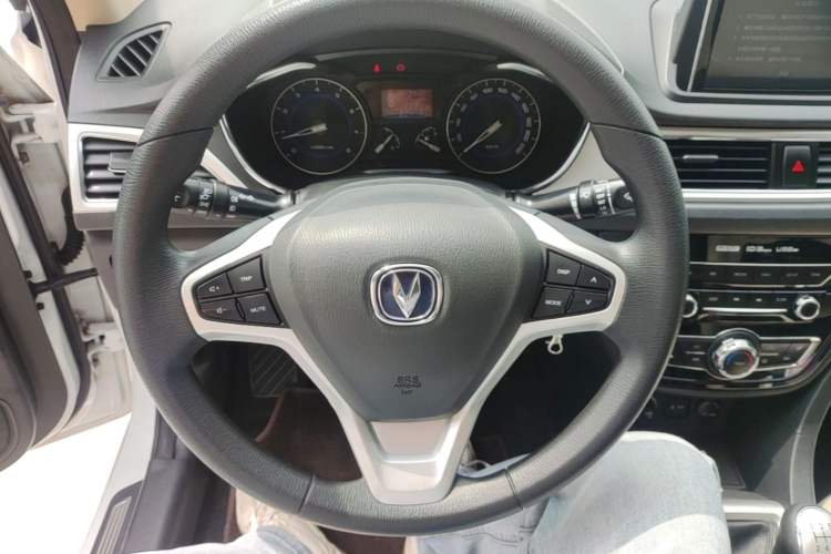 Used CHANGAN Alsvin V7 2015 1.6L Manual Enjoyment Model China V Standard Steering Wheel