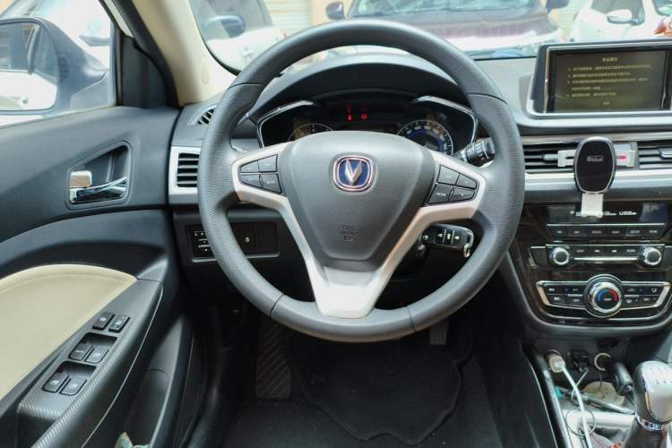 Used CHANGAN Alsvin V7 2015 1.6L Manual Enjoyment Model China IV Standard Steering Wheel