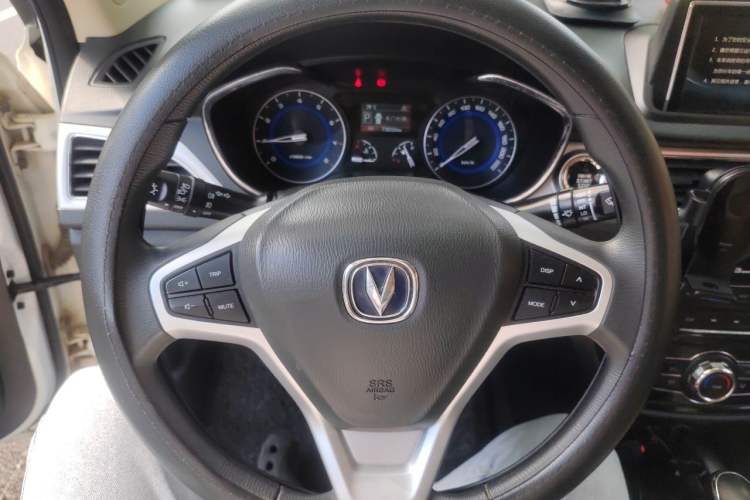 Used CHANGAN Alsvin V7 2015 1.6L Automatic Enjoyment Model China V Standard Steering Wheel
