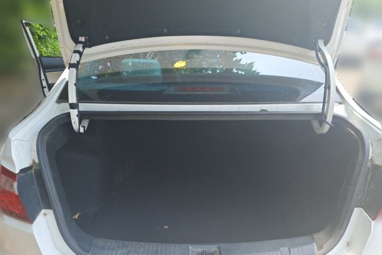 Used CHANGAN Alsvin V7 2015 1.6L Manual Enjoyment Model China IV Standard Trunk