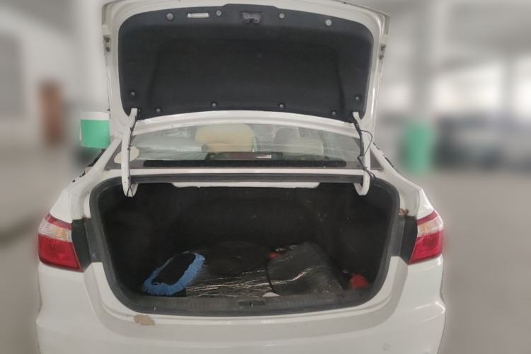 Used CHANGAN Alsvin V7 2015 1.6L Automatic Joyful Model China IV Standard Trunk