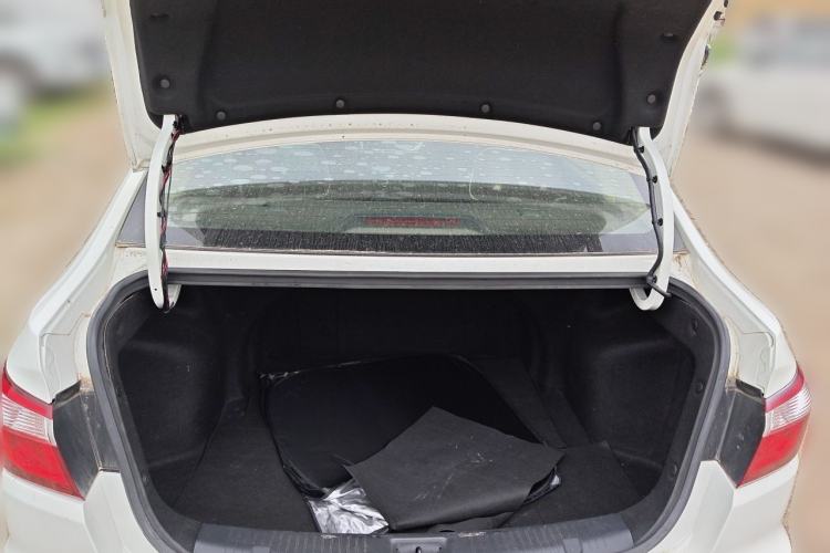 Used CHANGAN Alsvin V7 2015 1.6L Automatic Joyful Model China IV Standard Trunk