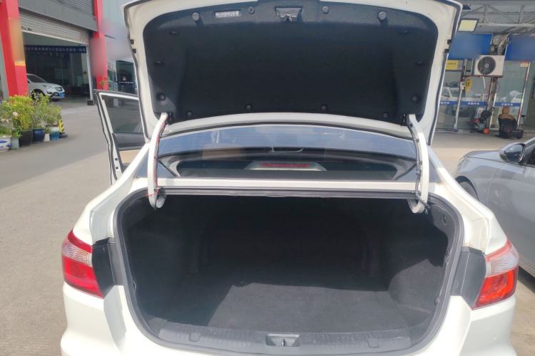 Used CHANGAN Alsvin V7 2015 1.6L Automatic Enjoyment Model China V Standard Trunk