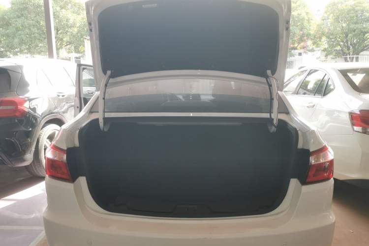 Used CHANGAN Alsvin V7 2015 1.6L Manual Enjoyment Model China V Standard Trunk