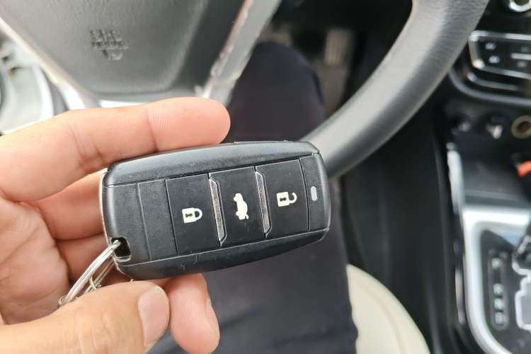 Used CHANGAN Alsvin V7 2015 1.6L Automatic Enjoyment Model China IV Standard Vehicle Key