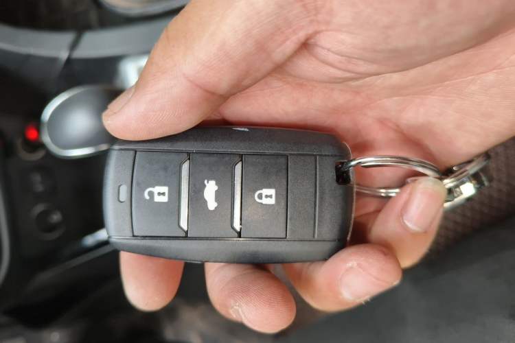 Used CHANGAN Alsvin V7 2015 1.6L Automatic Enjoyment Model China V Standard Vehicle Key