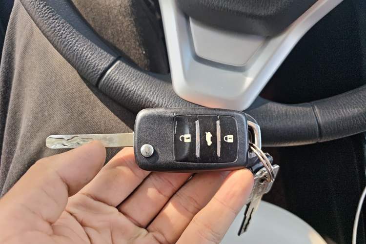 Used CHANGAN Alsvin V7 2015 1.6L Manual Enjoyment Model China IV Standard Vehicle Key