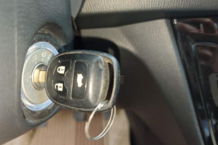 Used CHANGAN Alsvin V7 2015 1.6L Manual Joyride Model China IV Standard Vehicle Key