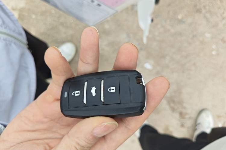 Used CHANGAN Alsvin V7 2015 1.6L Automatic Joyful Model China IV Standard Vehicle Key