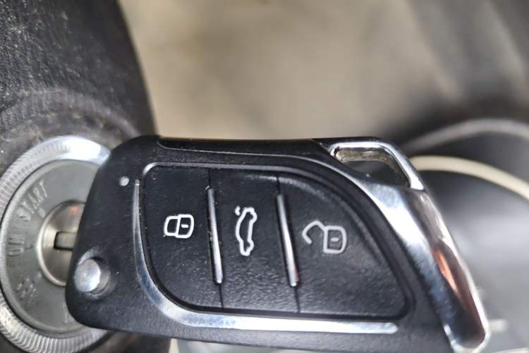 Used CHANGAN Alsvin V7 2015 1.6L Manual Joyful Edition China IV Vehicle Key