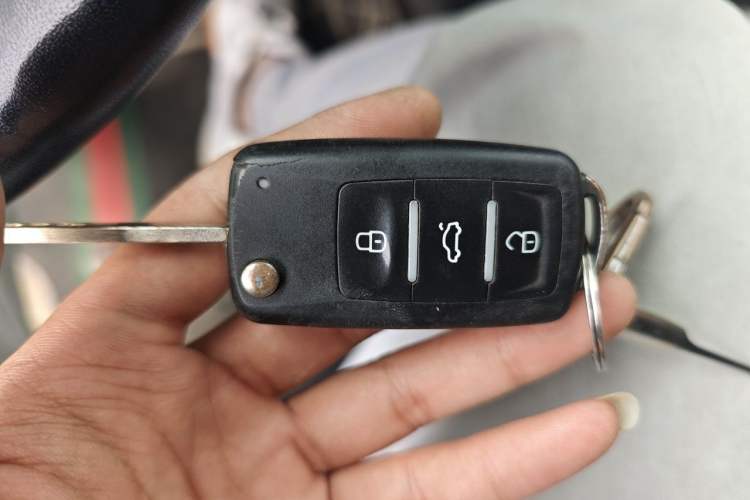 Used CHANGAN Alsvin V7 2015 1.6L Manual Joyride Model China IV Standard Vehicle Key