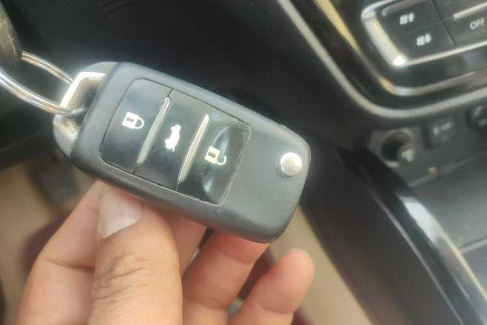 Used CHANGAN Alsvin V7 2015 1.6L Manual Enjoyment Model China V Standard Vehicle Key