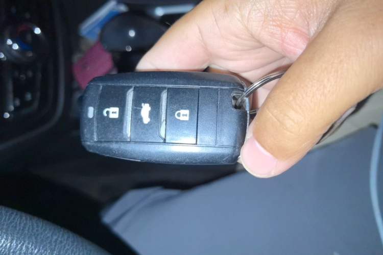 Used CHANGAN Alsvin V7 2015 1.6L Automatic Enjoyment Model China V Standard Vehicle Key