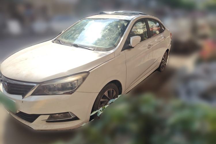 Used CHANGAN Alsvin V7 2015 1.6L Manual Fun Model China IV Standard Guazi used car, China used car export, Used car for sale, Used cars, Cheapest cars for sale