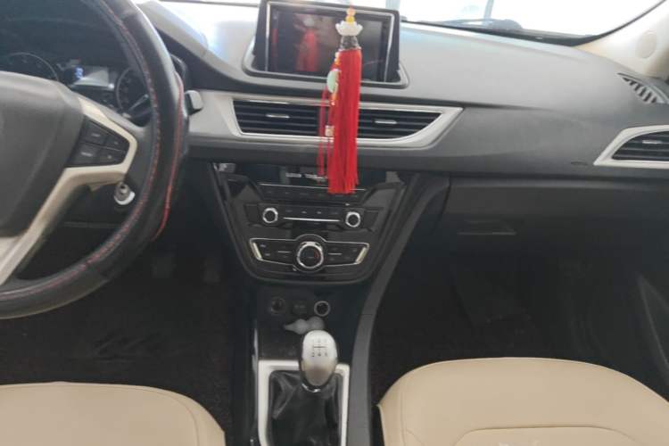 Used CHANGAN Alsvin V7 2015 1.6L Manual Enjoyment Model China IV Standard Audio And AC Panel