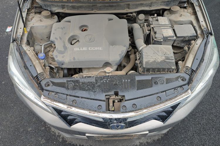 Used CHANGAN Alsvin V7 2015 1.6L Manual Fun Edition China V Standard Engine Bay