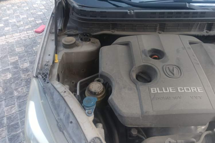 Used CHANGAN Alsvin V7 2015 1.6L Manual Enjoyment Model China IV Standard Engine Bay Right