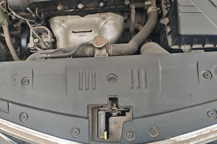 Used CHANGAN Alsvin V7 2015 1.6L Manual Joyride Model China IV Standard Engine Bay