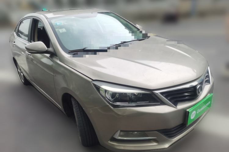 Used CHANGAN Alsvin V7 2015 1.6L Manual Enjoyment Model China IV Standard Front Right 45 Deg