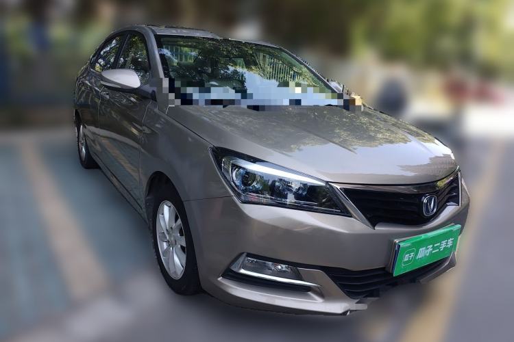 Used CHANGAN Alsvin V7 2015 1.6L Automatic Enjoyment Model China IV Standard Front Right 45 Deg