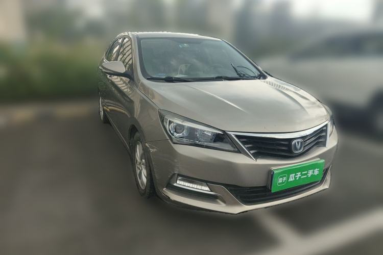 Used CHANGAN Alsvin V7 2015 1.6L Manual LeShang Edition China IV Front Right 45 Deg