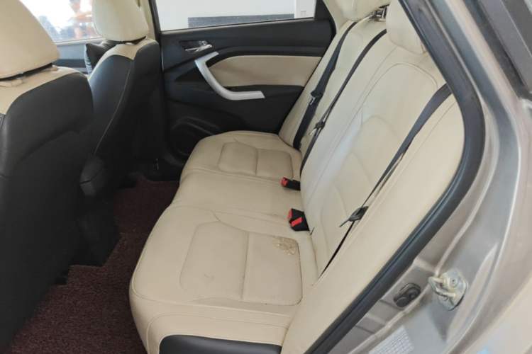 Used CHANGAN Alsvin V7 2015 1.6L Manual Enjoyment Model China IV Standard Left Rear Seat