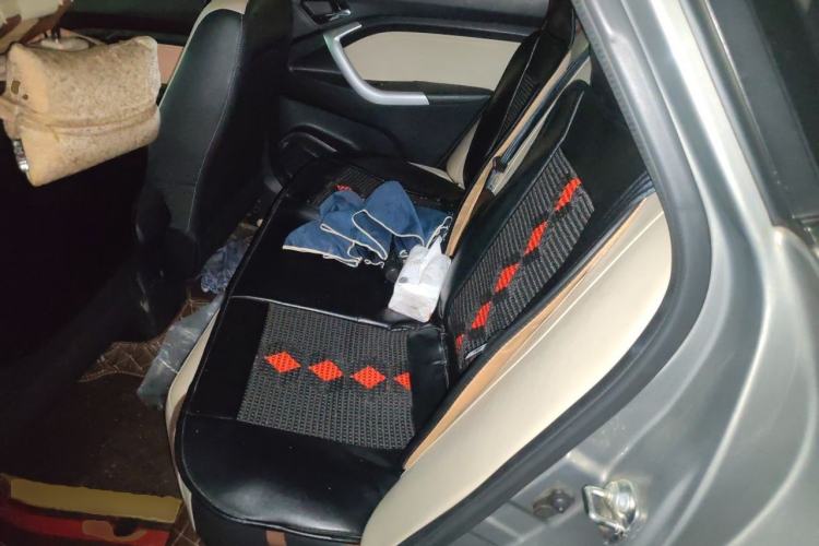 Used CHANGAN Alsvin V7 2015 1.6L Manual Enjoyment Model China V Standard Left Rear Seat