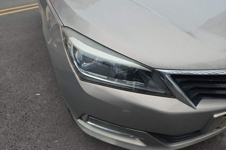 Used CHANGAN Alsvin V7 2015 1.6L Manual Fun Edition China V Standard Right Front Headlight