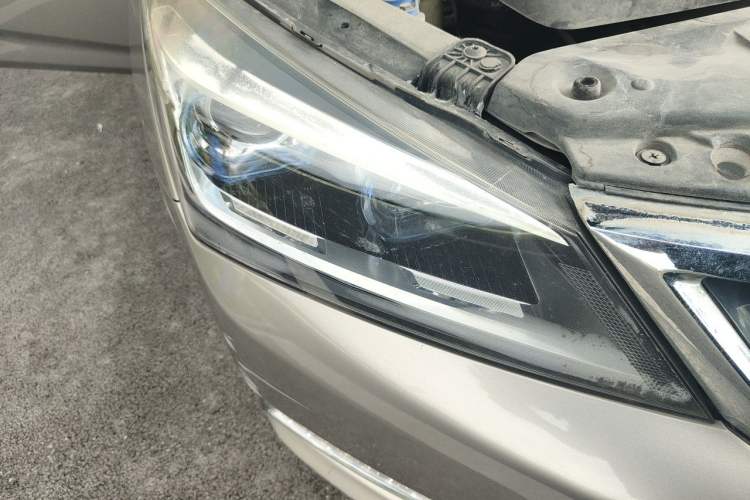Used CHANGAN Alsvin V7 2015 1.6L Manual LeShang Edition China IV Right Front Headlight