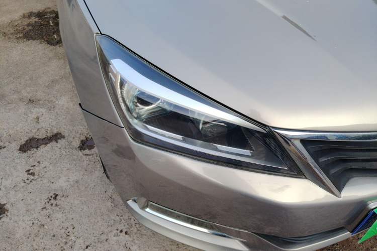 Used CHANGAN Alsvin V7 2015 1.6L Manual Enjoyment Model China IV Standard Right Front Headlight