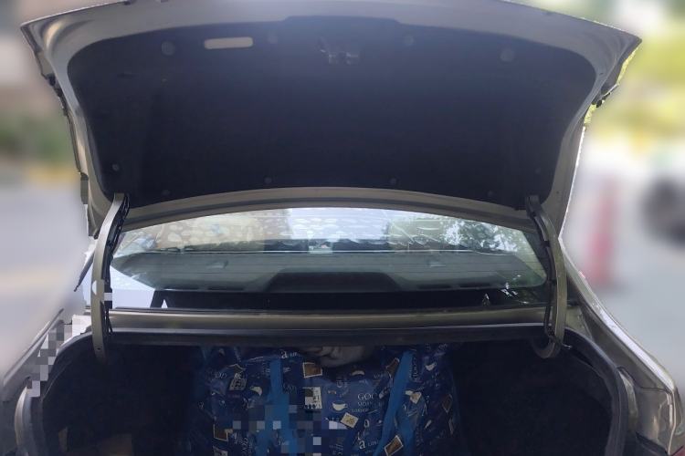 Used CHANGAN Alsvin V7 2015 1.6L Automatic Enjoyment Model China IV Standard Trunk