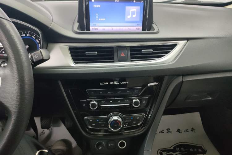Used CHANGAN Alsvin V7 2016 1.6L Manual Enjoyment Model China V Standard Audio And AC Panel