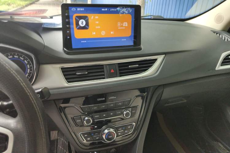 Used CHANGAN Alsvin V7 2016 1.6L Manual Joyride Model China V Standard Audio And AC Panel