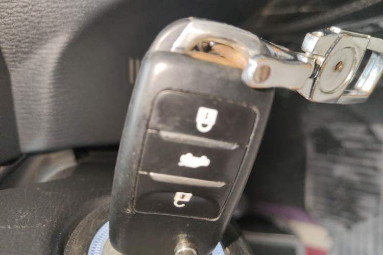 Used CHANGAN Alsvin V7 2016 1.6L Manual Joyride Model China V Standard Interior 1
