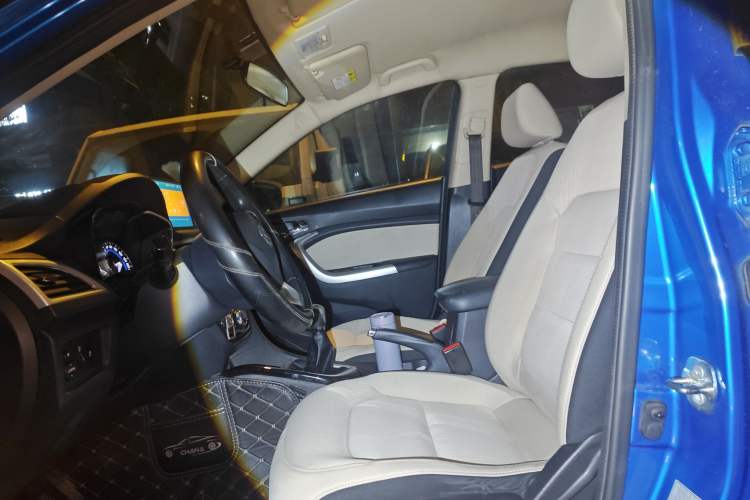 Used CHANGAN Alsvin V7 2016 1.6L Manual Joyride Model China IV Standard Left Front Seat