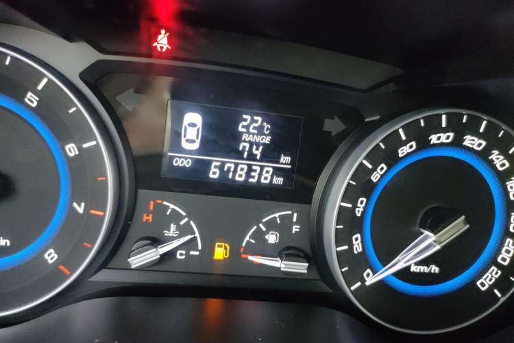 Used CHANGAN Alsvin V7 2016 1.6L Manual Enjoyment Model China V Standard Odometer Close Up