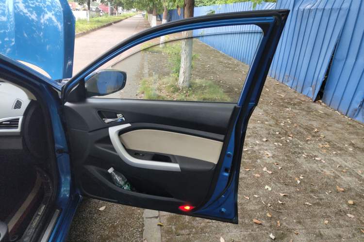 Used CHANGAN Alsvin V7 2016 1.6L Manual Joyride Model China V Standard Right Front Door Interior