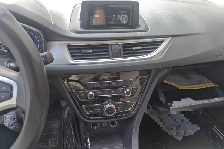 Used CHANGAN Alsvin V7 2016 1.6L Manual LeShang Model China V Standard Audio And AC Panel