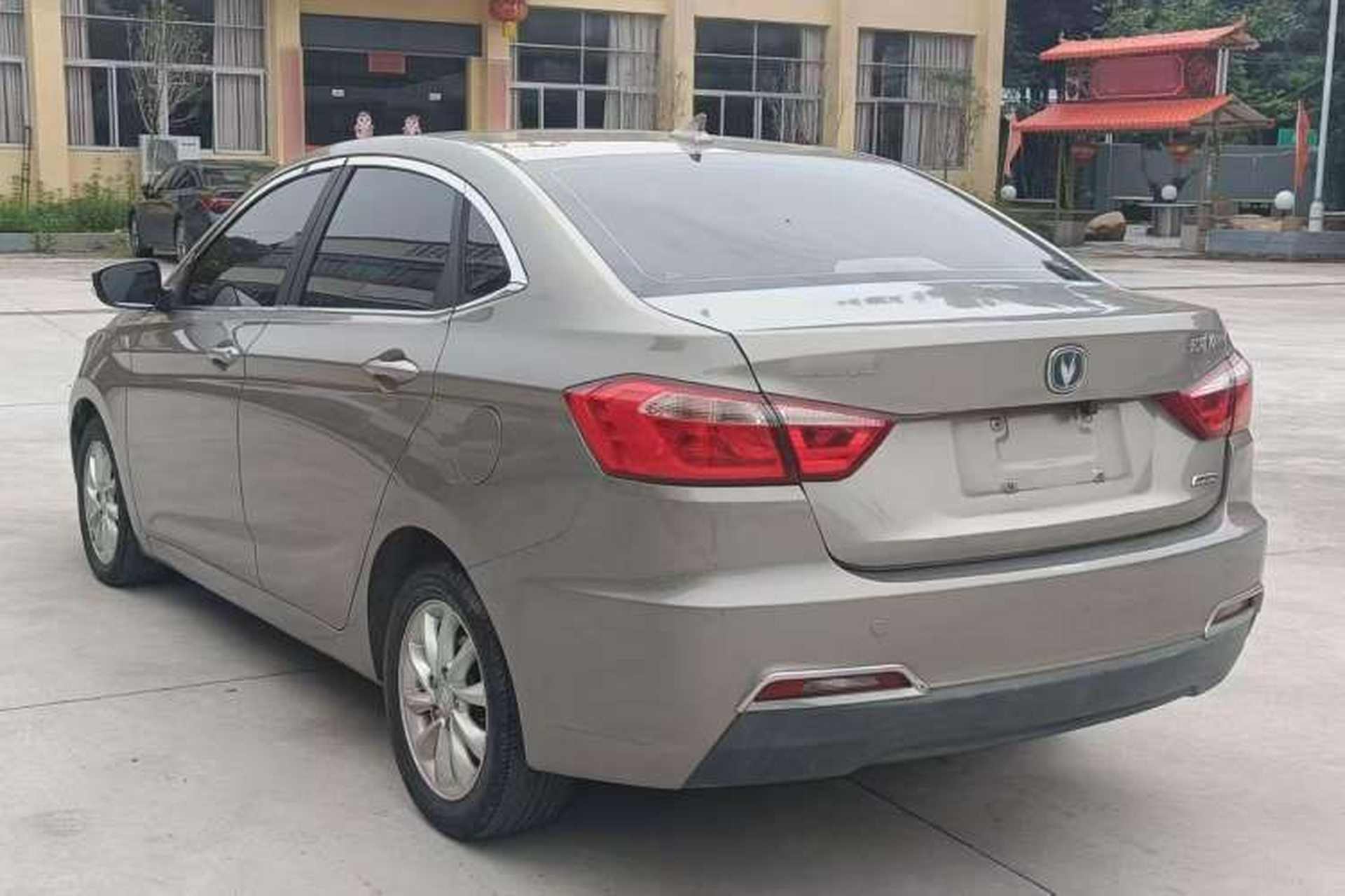 Used CHANGAN Alsvin V7 2016 1.6L Manual Enjoyment Model China V Standard Exterior 4
