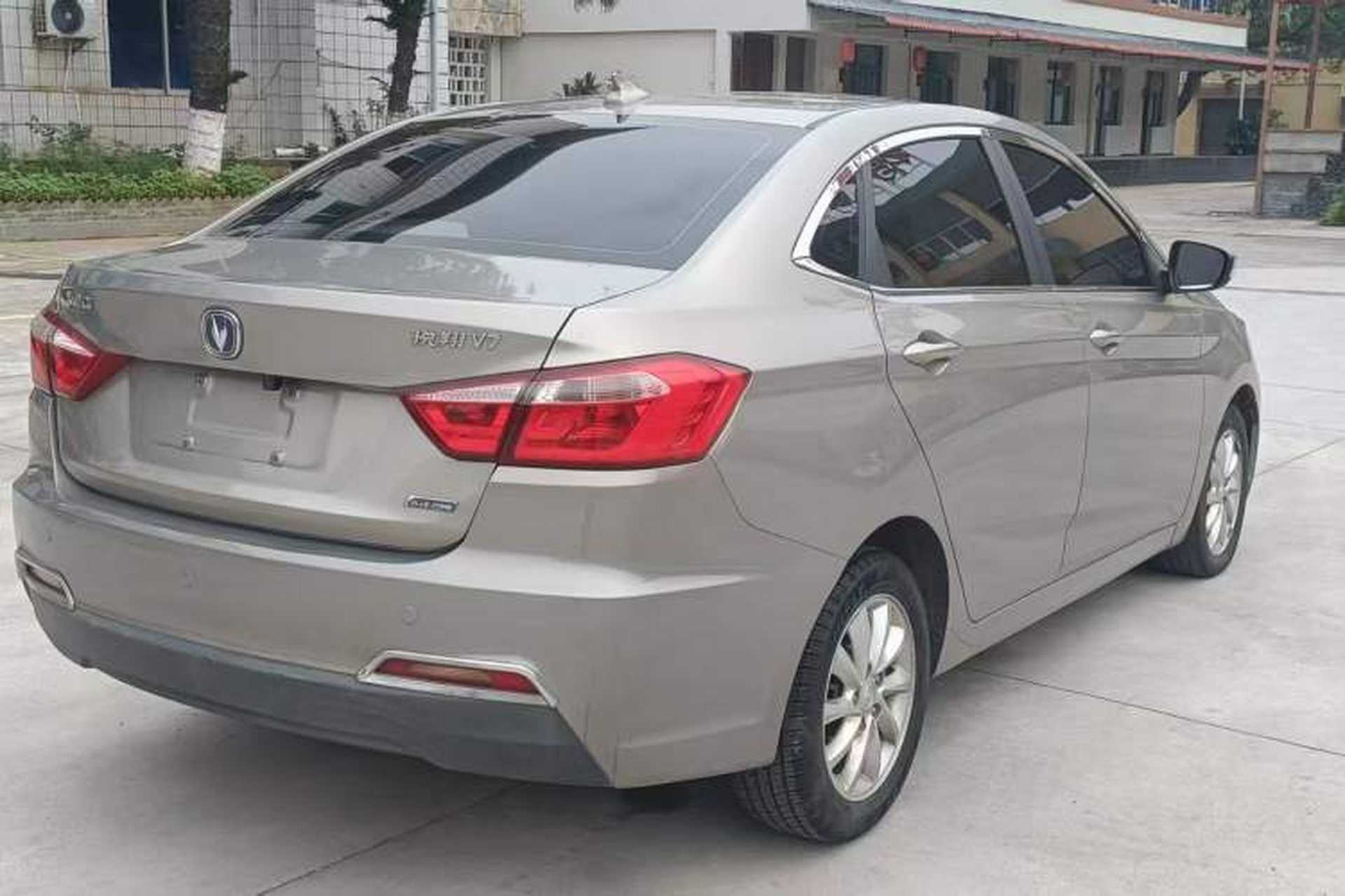 Used CHANGAN Alsvin V7 2016 1.6L Manual Enjoyment Model China V Standard Exterior 6