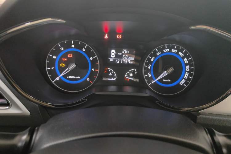 Used CHANGAN Alsvin V7 2016 1.6L Manual Enjoyment Model China V Standard Odometer Close Up