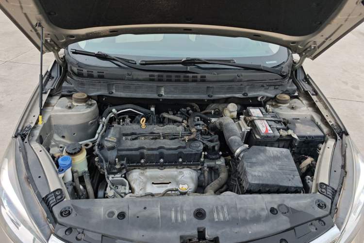 Used CHANGAN Alsvin V7 2016 1.6L Manual LeShang Model China V Standard Engine Bay
