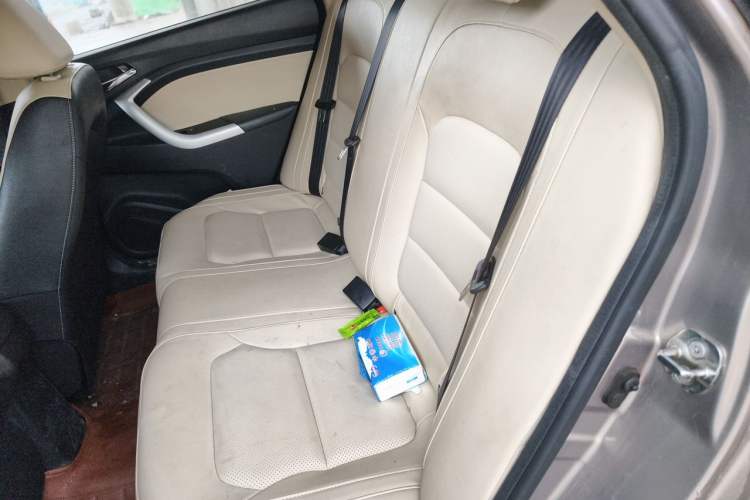 Used CHANGAN Alsvin V7 2016 1.6L Manual Enjoyment Model China IV Standard Left Rear Seat