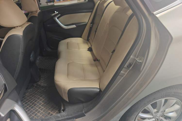 Used CHANGAN Alsvin V7 2016 1.6L Automatic Enjoyment Model China IV Standard Left Rear Seat