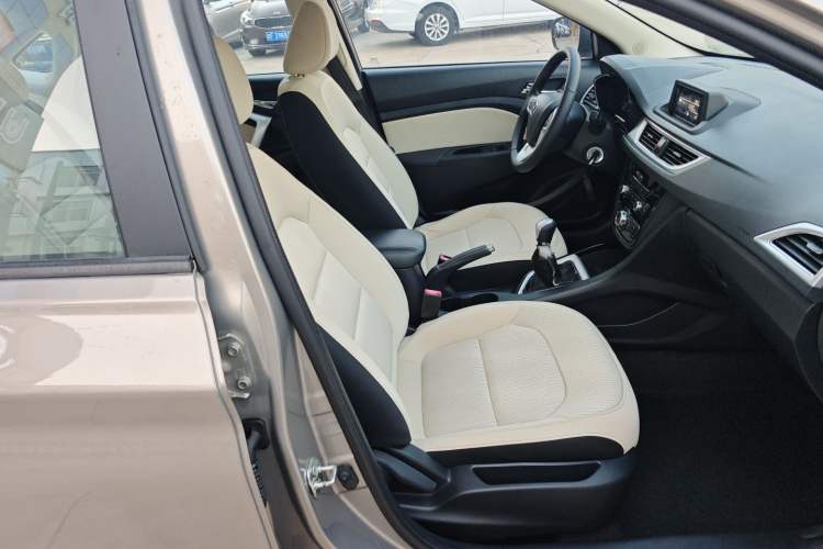 Used CHANGAN Alsvin V7 2016 1.6L Manual LeShang Model China V Standard Right Front Seat