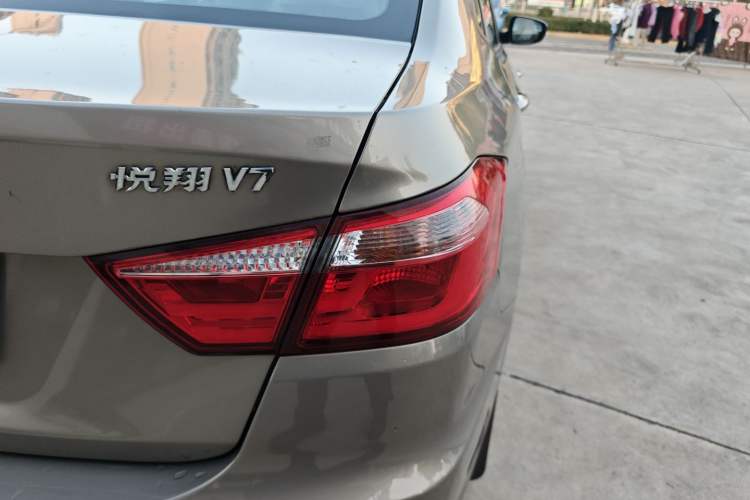 Used CHANGAN Alsvin V7 2016 1.6L Manual LeShang Model China V Standard Right Rear Taillight